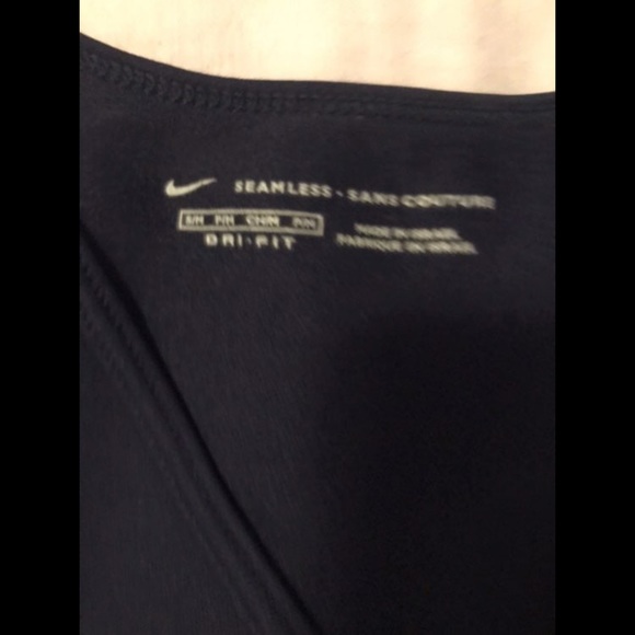 Nike dry fit long sleeve shirt, navy, size small - Picture 4 of 5